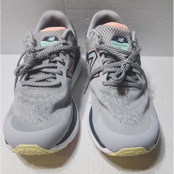 New Balance W680LG7 Women Running Shoes Gray Size 8 - Picture 4 of 14